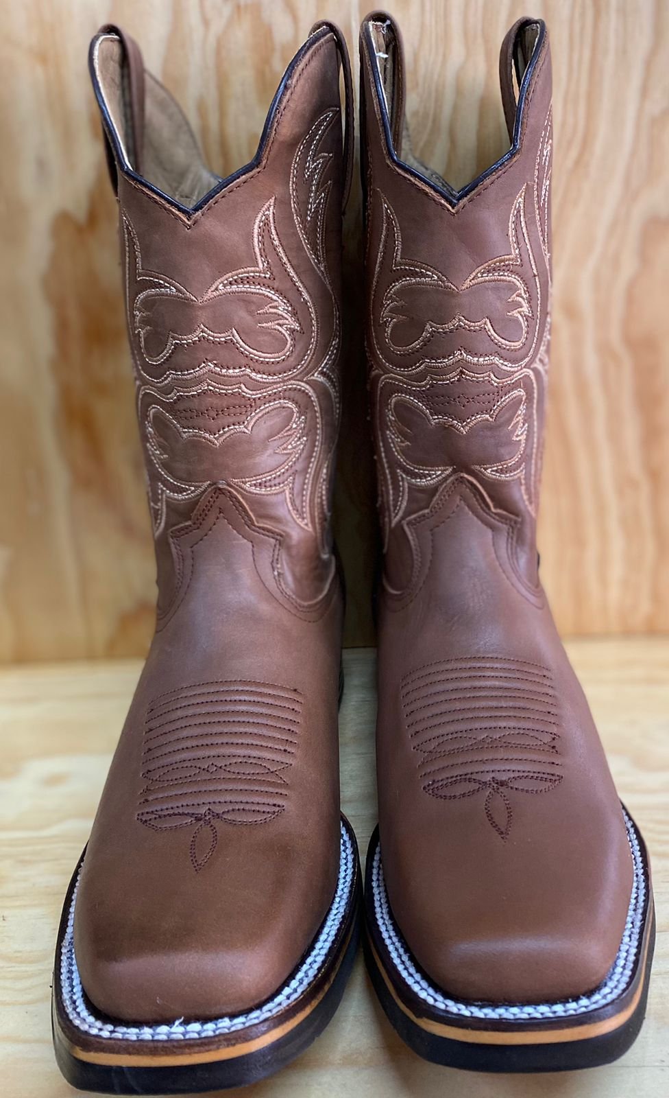 BOTA REYME CABALLERO CRAZY ROBLE 1
