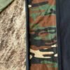 Playera Lee Negra Detalle Militar - Imagen 4